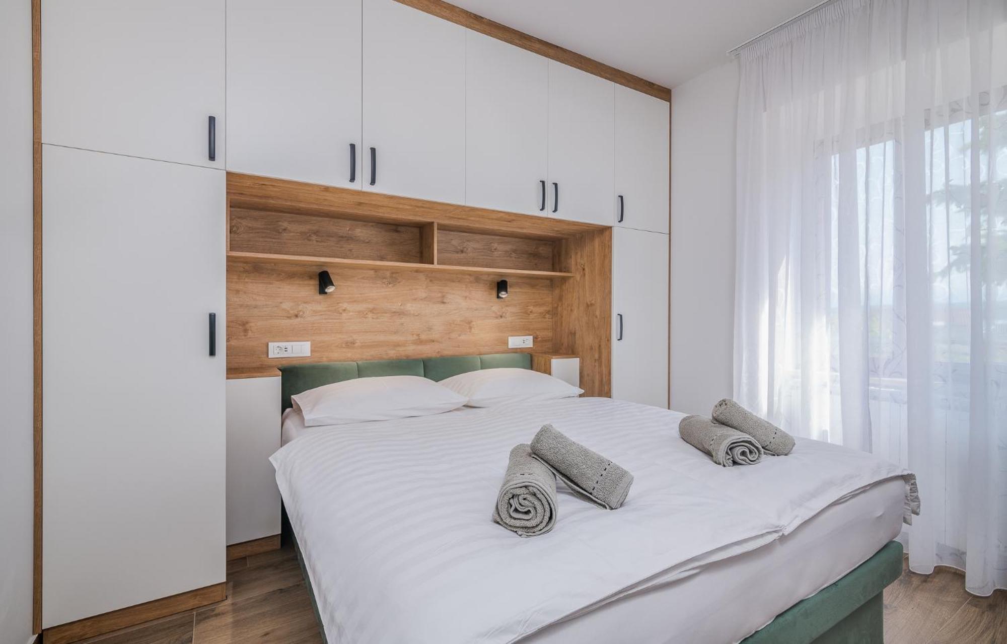B&B Segulja Malinska Exteriör bild
